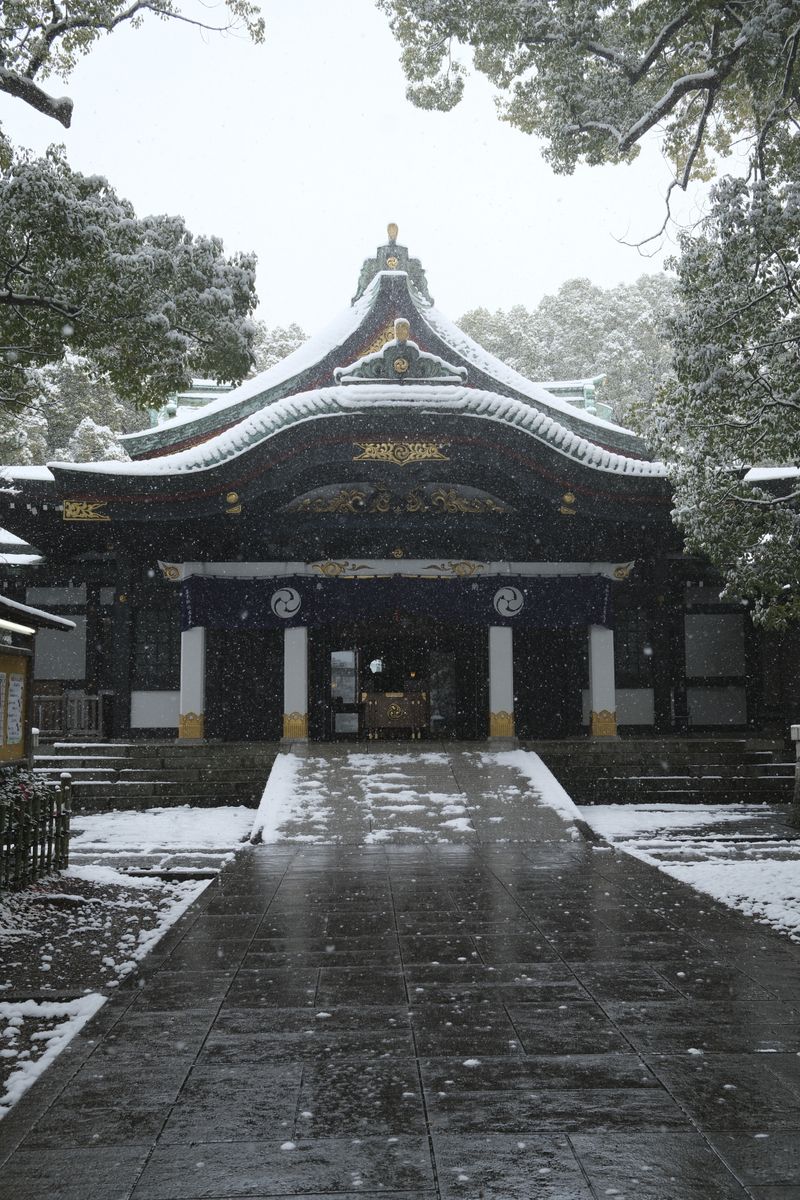 谷中七福神めぐり 雪の積もる東京都内の寺院